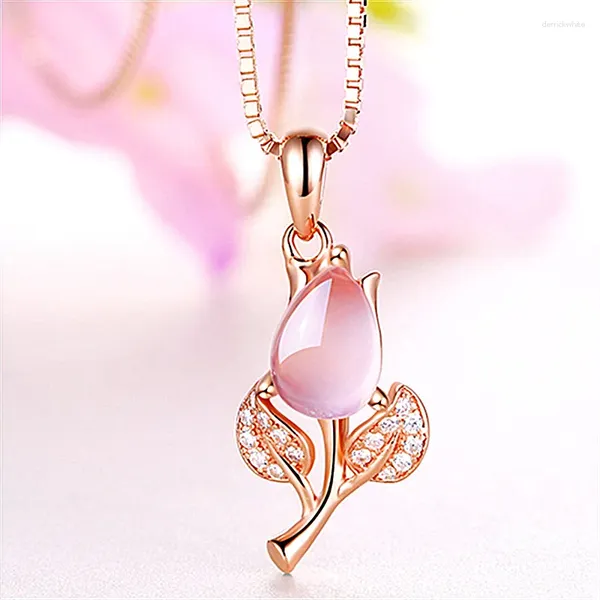 Pendentif Colliers Élégant Rose Plaqué Or Cristal Fleur Collier Charme Naturel Rose Gems Zircon Femmes Bijoux De Mariage Cadeaux De Noël