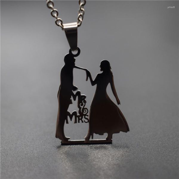 Pendentif Colliers Elfin Famille Collier En Acier Inoxydable Amoureux Couple Mme Danseuse Figure Bijoux