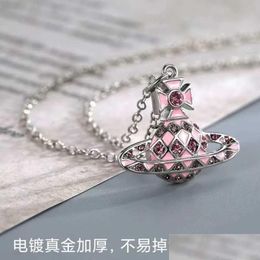 Pendentif Colliers Impératrice Douairière Xi Weian Nouveau Diamant Rose Résine Peinture Cuite Collier Mode Drop Livraison Dhamy