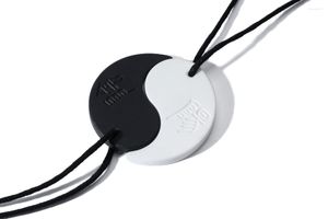 Pendentif Colliers Énergie Nature Pierre de lave Yin Yang Gossip Collier pour hommes Médite Yoga Deux tons Santé Bijoux masculins