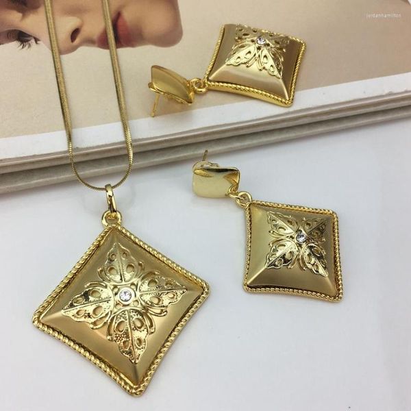 Collares colgantes EST Joyas de oro europeo y americano Pendientes grandes para mujeres Regalos de collar de niñas FHK14757