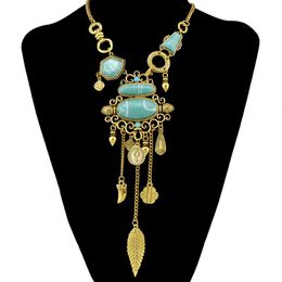 Pendentif Colliers Ethnique Femmes Bijoux Accessoires Exagéré GoldSilver Couleur Chaîne Creux Motif Incrusté Pierres Collier W