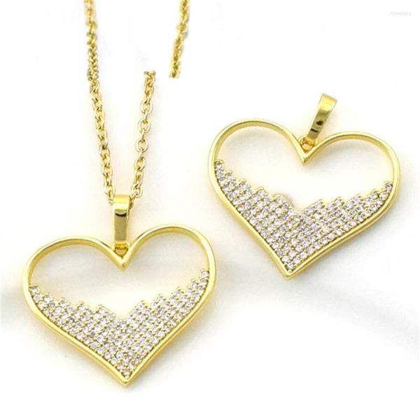 Collares pendientes Hip Hop europeo y americano Collar de corazón de melocotón simple Chica Cadena de clavícula sexy para mujer Cubic Zirconia Charm