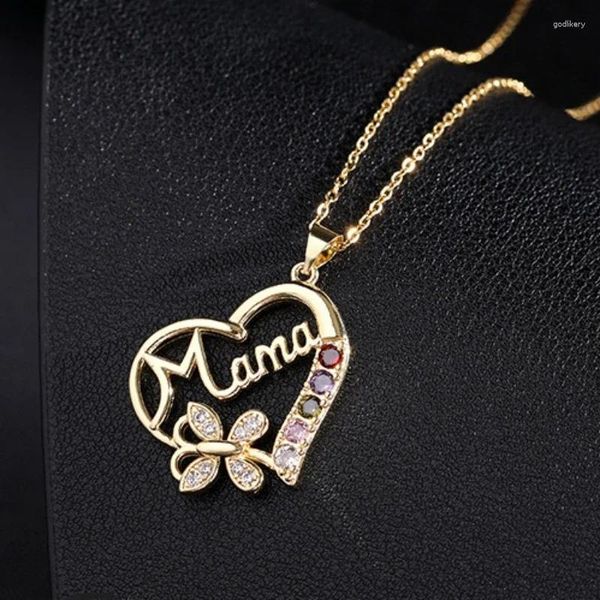 Collares colgantes Día de la madre europea y americana Mamá Carta Collar para mujeres Amor Mariposa Color Zircon Joyería Regalo Madre