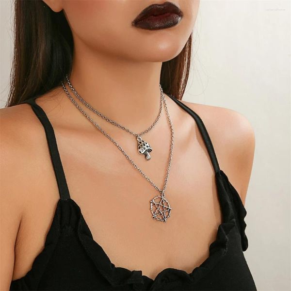 Collares colgantes Joyería europea Cadena de Halloween Cuello punk Collar de doble capa Collar de estrella personalizado Seta