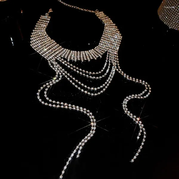 Colliers pendentifs exagérés multicouches double gland collier européen et américain pull clavicule pour les femmes