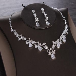 Hangende kettingen prachtige sieraden sets voor vrouwen mode bruid set kubieke zirkoon steden oorbellen ketting cadeau trouwfeestje