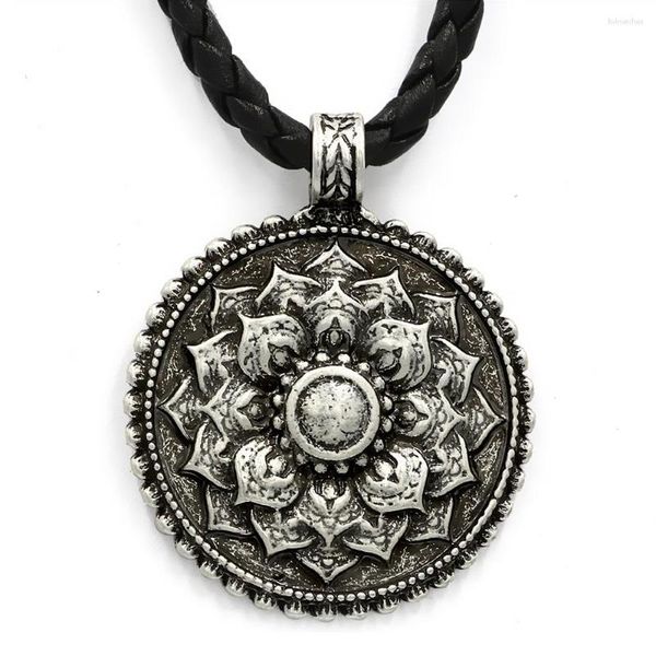 Pendentif Colliers Exquis Métal Sculpté Religieux Mandala Lotus Motif Rond Amulette Bijoux Collier