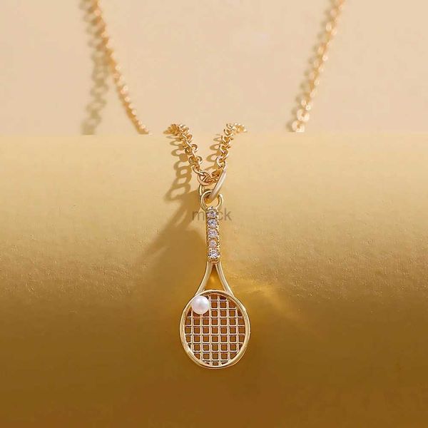 Pendentif Colliers Exquis Perle Tennis Raquette Collier pour Femmes Filles Zircon Tennis Raquette Charme Clavicule Chaîne Bijoux Accessoires Cadeaux 2023 240330