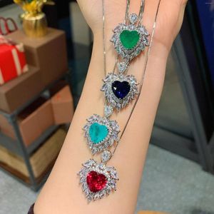 Pendentif Colliers EYIKA Charms Bleu Paraiba Tourmaline Créé Rubis Fusion Pierre Zircon Coeur Collier Femmes Romantique Mariage Fine Jewelry