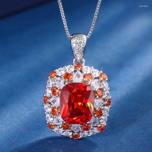 Pendentif Colliers Eyika Simulation Emerald Sapphire Mariage Party Bijoux fins pour femmes Mix Couleur Zircon Orange Cristal Fleur Collier