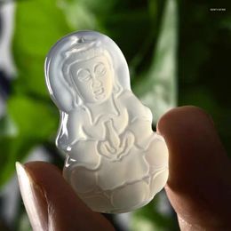 Colliers de pendentif Factory en gros - Small Calcédoine blanche Avalokitesvara Agate Guanyin Jade Collier Pendants