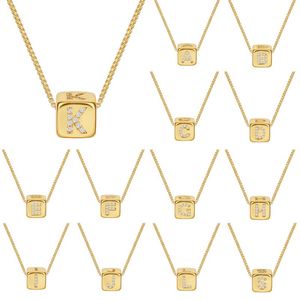 Hanger Kettingen Familie 26 Initiële Letter Naam Necklace Charm Gold Chain Geometrische Koper Cube CZ Zirkoon Hangers Sieraden Verjaardagscadeau