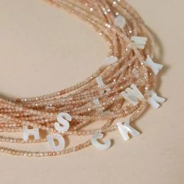 Hanger Kettingen Mode 26 Letter Shell Choker Kettingen Voor Vrouwen Shining Crystal Kralen Sleutelbeen Chian Vrouwelijke Hals Hanger Ketting Sieraden 231201