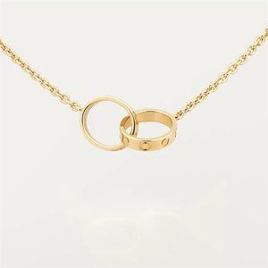 Collares pendientes Moda Diseño clásico Amor Collar con tapón de rosca para hombres Mujeres Anillo de doble lazo Cz completo Dos filas Colgante de diamantes Joyas Collares Collier Octogonal