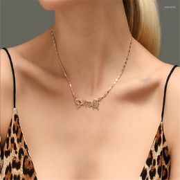 Pendentif Colliers Mode Créativité Européenne Collier Bijoux Filles Anglais Lettre Simple Littéraire Ange Clavicule Chaîne