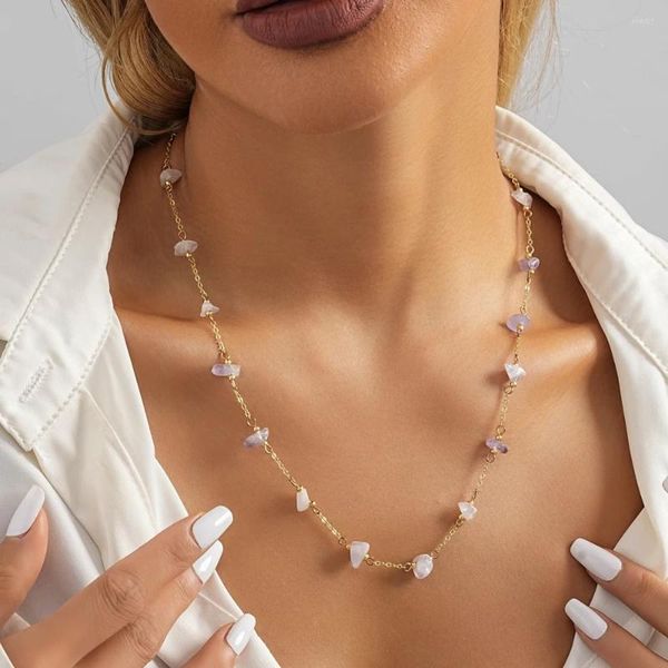 Collares colgantes Collar de piedra de cristal de moda para mujeres Diseño de nicho Creativo Señoras Cadena de clavícula Joyería al por mayor