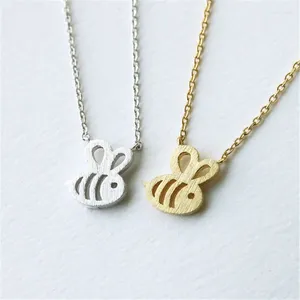 Pendentif Colliers Mode Mignon Dainty Féminin Bébé Abeille Collier Ras Du Cou Femmes À La Mode Charme Cadeau De Noël Bijoux Pour Petite Amie