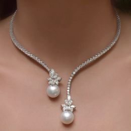 Colliers de pendentif mode fleur exquise Big Pearl Écrivez la chaîne de zircon pour les femmes Bijoux d'anniversaire de fête