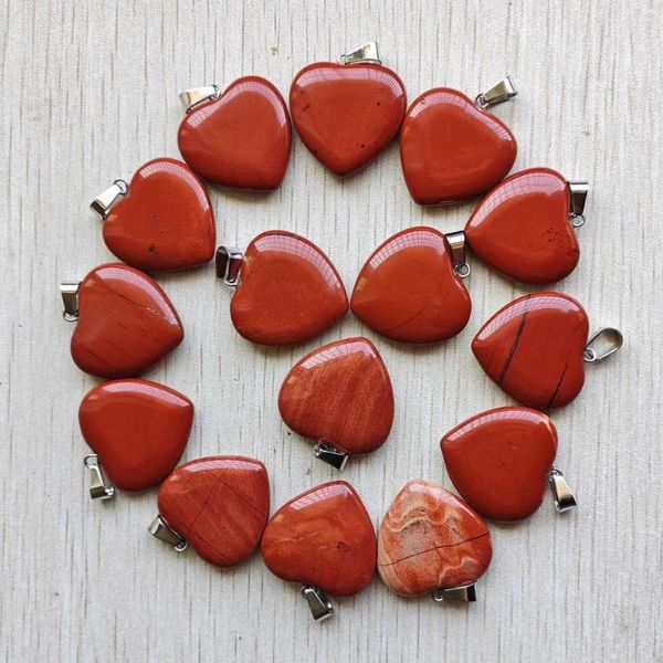 Collares colgantes Fashion de buena calidad Pendientes de corazón de piedra roja de buena calidad de 25 mm Accesorios de joyería de bricolaje que hacen 20 piezas al por mayor/lot