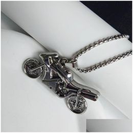 Colliers de pendentif Bijoux de mode Collier de moto vintage pour hommes Hip-Hop Drop Livrot Pendants Dhgarden DHPQ4