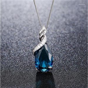 Pendentif Colliers Bijoux de mode avec goutte d'eau en forme de saphir bleu collier en cristal naturel pour les femmes