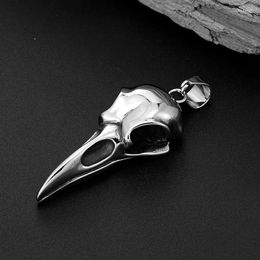 Colliers pendentifs Locomotive VIKING Retro Punk Jewelry Crow Head Bird Skull Collier Hommes Hip Hop Personnalité en acier inoxydable