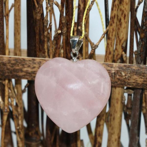 Collares pendientes Moda Encantador Diseño Único Alta Calidad Rosa Cristal Cuarzo Jades Piedra Forma de Corazón Pandent Charms Joyería 30mm