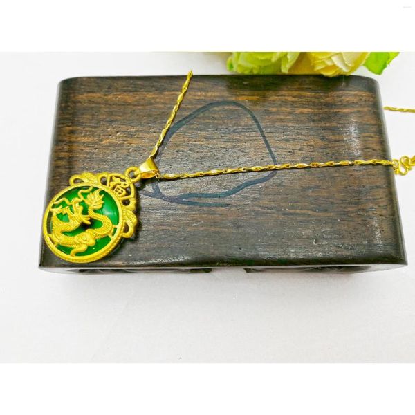 Pendentif Colliers Mode Collier de couleur d'or pour hommes sans chaîne incrustée de jade agate accessoires charmes dragon motif bijoux de pierres précieuses