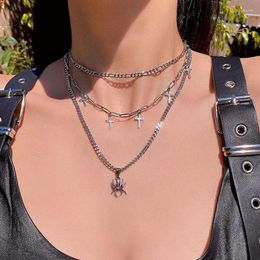 Hanger Kettingen Mode Multi-layer Spider Ketting Gothic Chain Grimas Cross Angel Vrouwen 2023 Elegante Choker Bruiloft Sieraden Geschenken