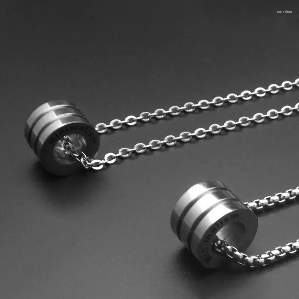 Pendentif Colliers Collier de mode Personnalité masculine Titanium Steel Simple Hipster Guy Couleur