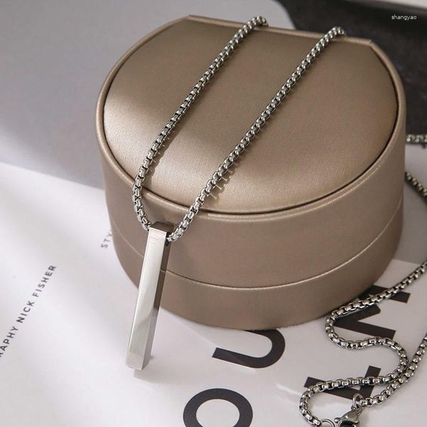 Colliers pendants Fashion Punk Style Men's Silver Couleur en acier inoxydable Collier Rectangle Simple Chain Bijoux Cadeaux en gros
