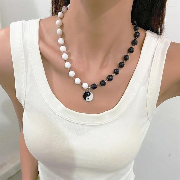 Colliers pendentifs Fashion Tai Ji Collier pour femmes Perles blanches noires simples
