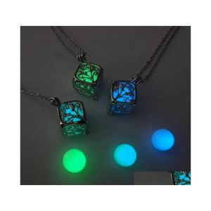 Pendentif Colliers Mode Femmes Lumineux Évider Médaillon Glow In The Dark Collier Boîte Carrée Cadeaux De Fiançailles Top Qualité Drop De Dhy8Q