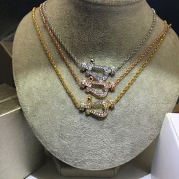 Colliers pendants feijiafeideng Full Diamond Rainbow Gradient Color Collier Collier Sky Star Chain Chain 230817