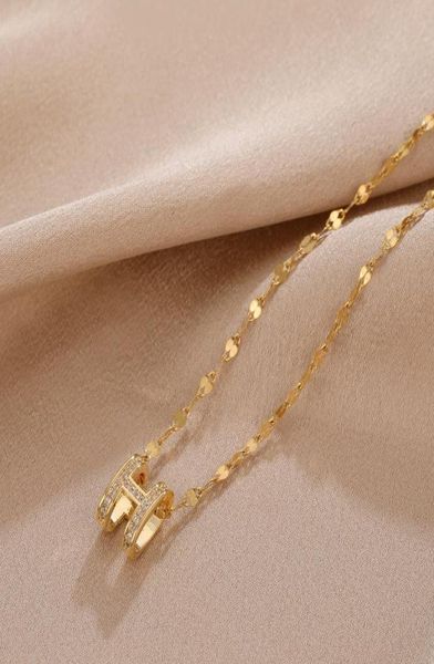 Colliers pendentifs Chaîne de la clavicule Gold Titanium Steel Fashion Lettre H Women9613783