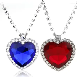 Colliers pendants Film Titanic Heart of the Ocean Collier Sea with Blue and Red Crystal Chain for Women Gift Collier Trinket Ornements