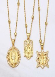 Colliers pendants Flola Perle Chaîne Saint Collier de médaille Copper Zircon Bijoux catholique plaqué Gol