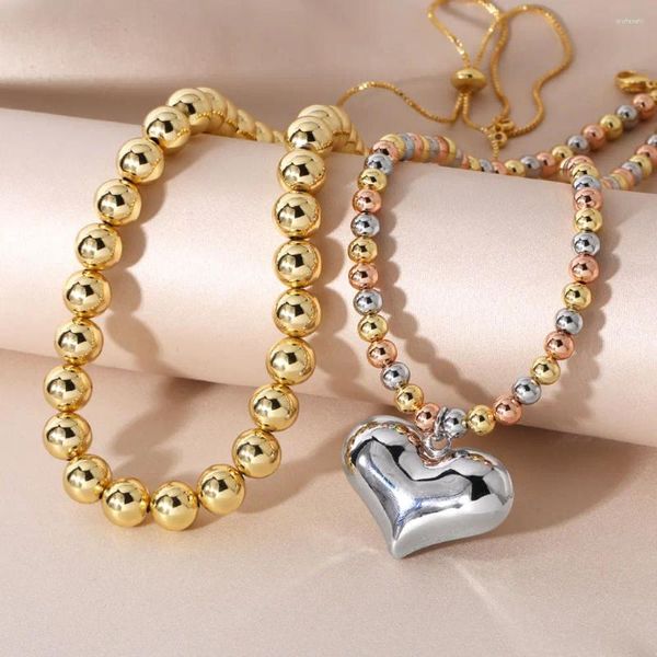 Colliers de pendentif Flola Déclaration de la chaîne de perles coeur pour femmes Gold Chunky Jewelry Cadeaux NKEB882
