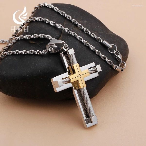 Pendentif Colliers Fongten Collier en acier inoxydable pour hommes Câble de couleur multiple Croix Chaîne à maillons torsadés Collier masculin Bijoux chrétiens