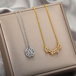 Collares colgantes Collar de trébol de cuatro hojas para mujer Lucky Deformable Forma de corazón Amor Pétalo Zircon Joyería magnética Gift182J