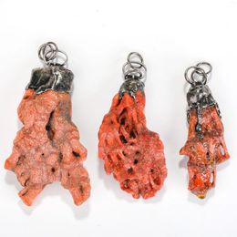 Collares colgantes Freeform Red Coral Crafts Jewelry Bulk Rock Plateado Gunemetal Bronce Bails Charms Enlaces Rebordear para collar