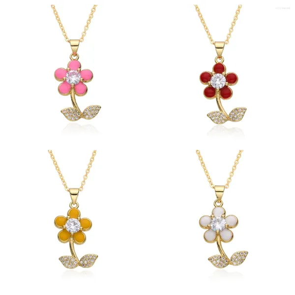 Pendentif Colliers Français Quotidien Robe Fleur Avec Feuille Strass Bling Mignon Cuivre Doré Collier De Choc Pour Femmes