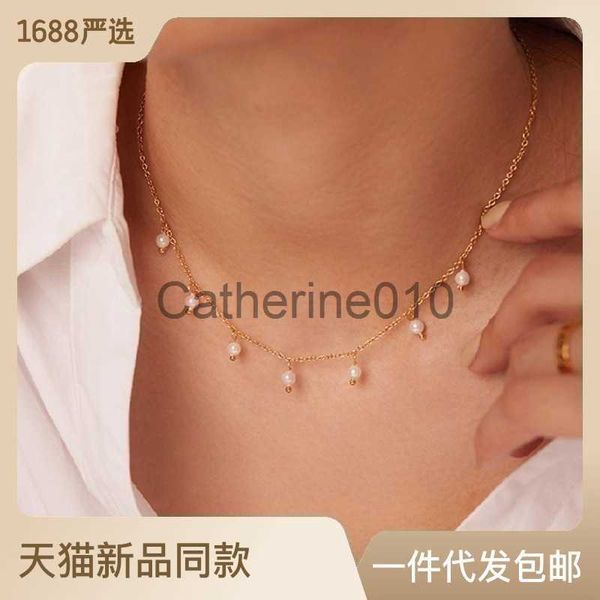 Collares colgantes Collar de perlas de agua dulce para niñas con sentido avanzado versátil para pequeñas personas titanium acero chapado de 18 km collar de perlas de arroz j2308