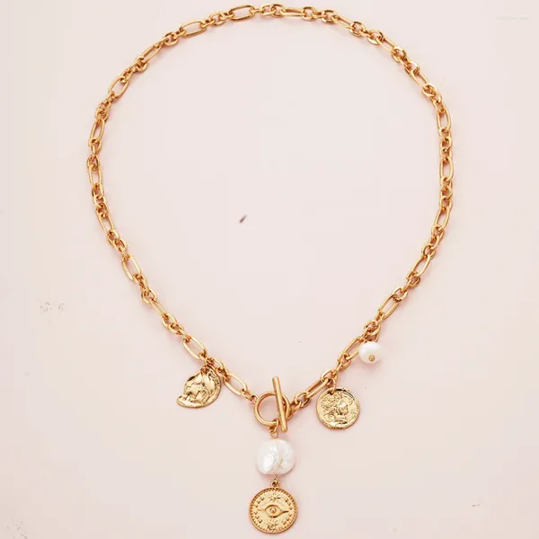 Collares colgantes Collar de perlas de agua dulce para mujeres Vintage Moneda antigua Chapado en oro Cadena de acero inoxidable Joyería Damas Ropa de fiesta casual