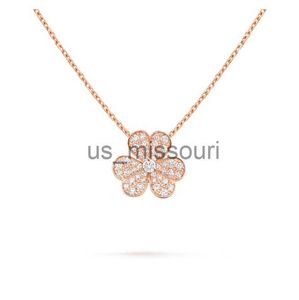 Colliers pendentif collier pendentif frivole collier trèfle à 3 feuilles Spécifications multiples Plusieurs styles or rose or argent cristal diamant collier J230612