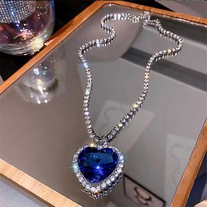 Pendentifs colliers FYUAN bleu coeur cristal colliers pour femmes longue chaîne pendentif colliers déclaration bijoux YQ240124