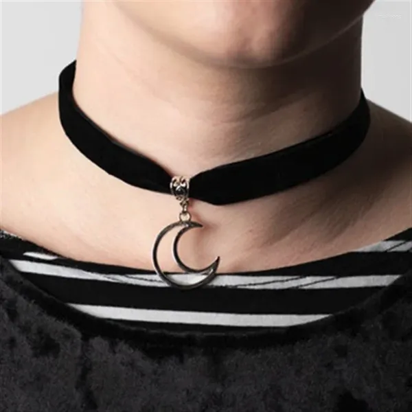 Colliers pendentifs filles tissu gothique ras du cou collier de velours noir collier lune exquise fait à la main unique réglable cadeaux pour hommes et femmes