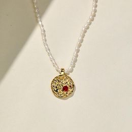 Pendentif Colliers Déesse Simple INS Vent Tempérament doux Petit européen et N Sun Moon Gold Coin Design Collier de perles naturellesPendentif