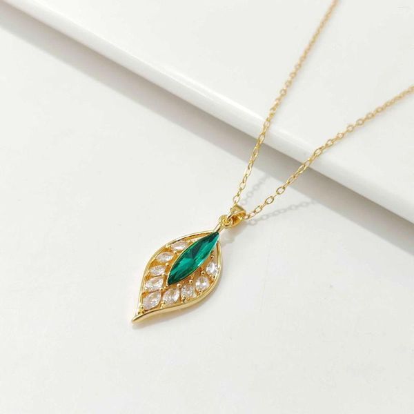 Pendentif Colliers Plaqué Or Feuille Cristal Collier Pour Femme De Luxe En Alliage De Haute Qualité Chaîne Verte Bijoux Accessoires